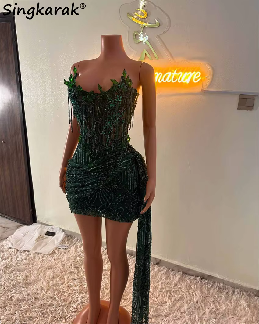 Emerald Green Crystal Beading Senior Homecoming Prom Dress Mini Cocktail Gown Birthday Dress Luxury 2026 Blackgirl Customized
